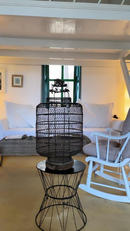Hypate, Traditional Island Cottage Chalki Town 外观 照片