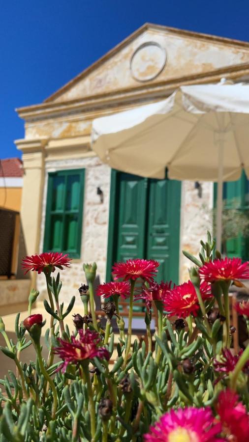 Hypate, Traditional Island Cottage Chalki Town 外观 照片