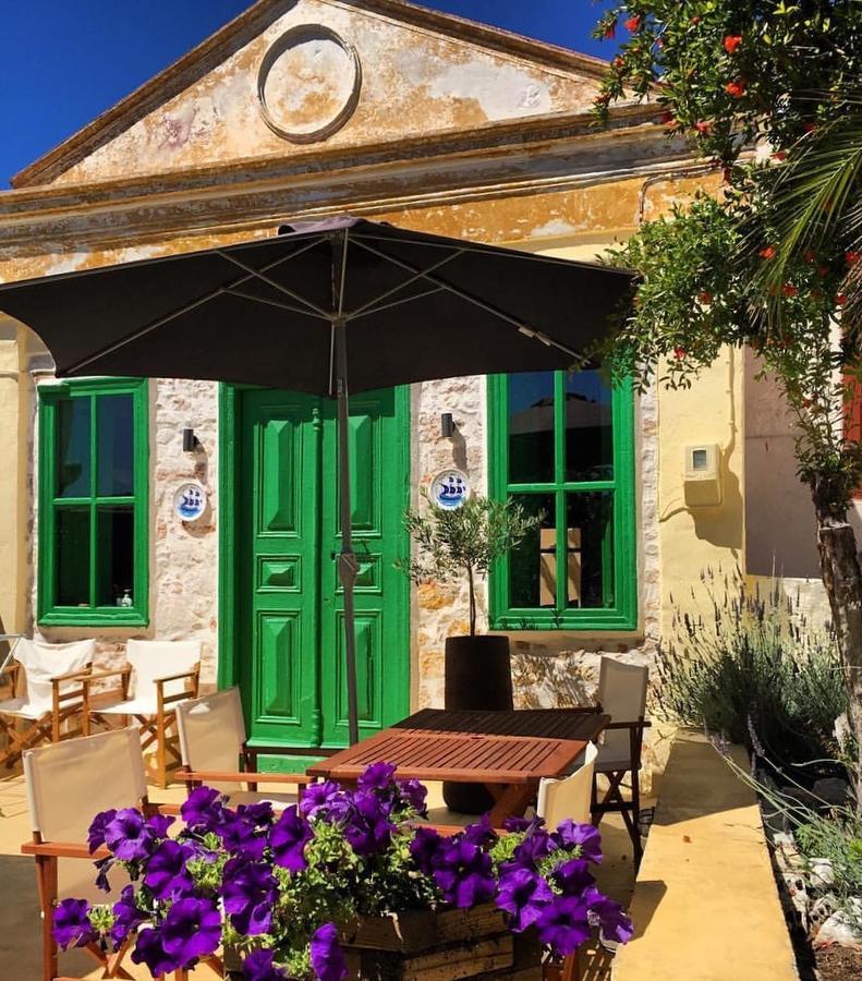Hypate, Traditional Island Cottage Chalki Town 外观 照片