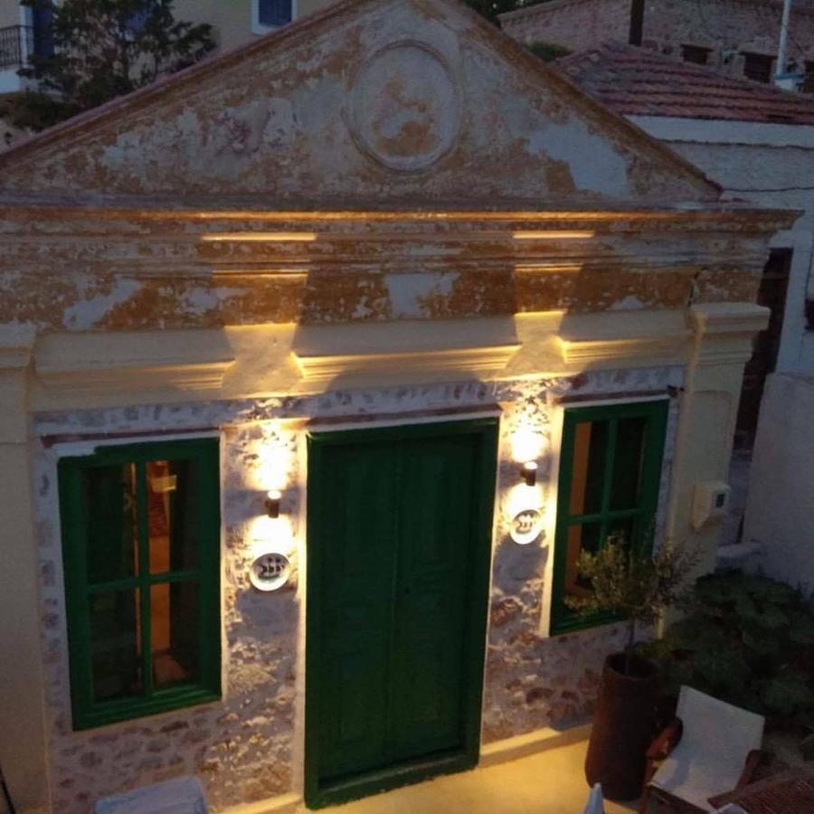 Hypate, Traditional Island Cottage Chalki Town 外观 照片
