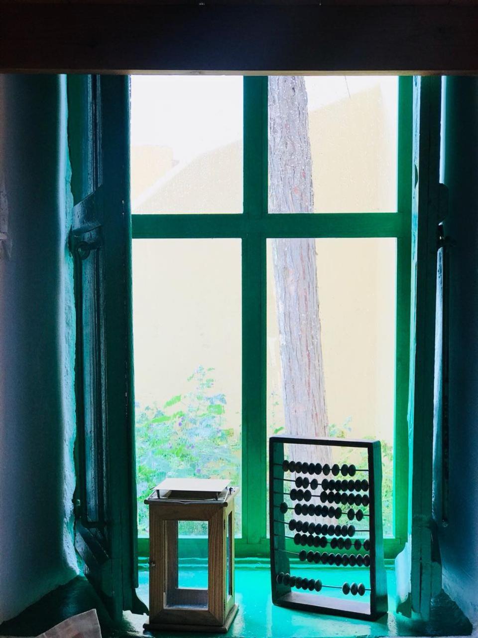 Hypate, Traditional Island Cottage Chalki Town 外观 照片